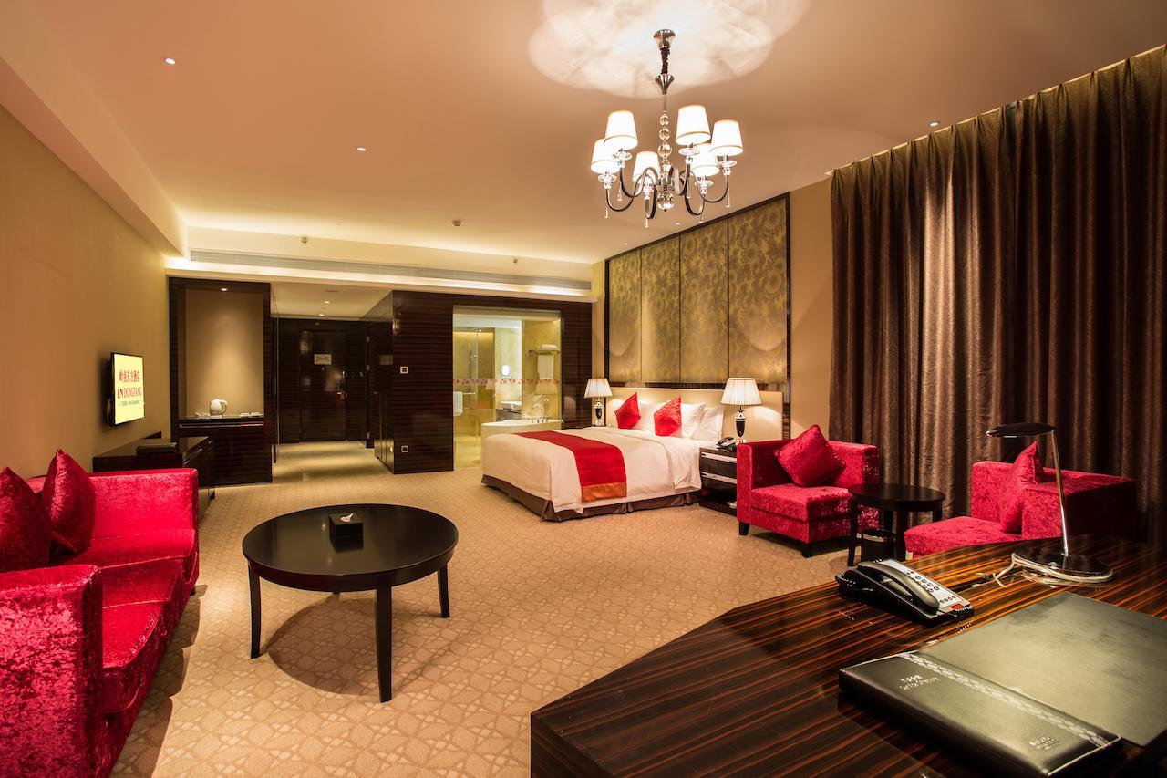 Ln Dongfang Hotel, Szehuj Szoba fotó